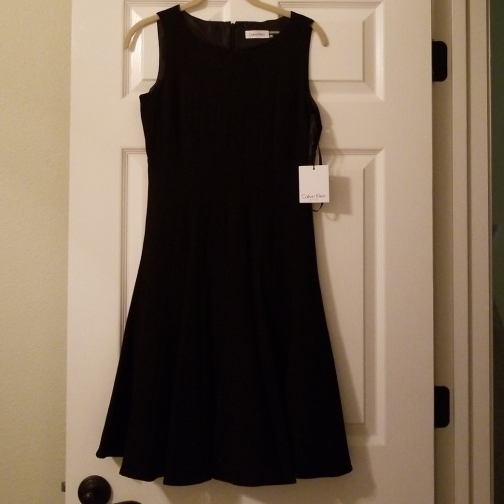Sleeveless dress